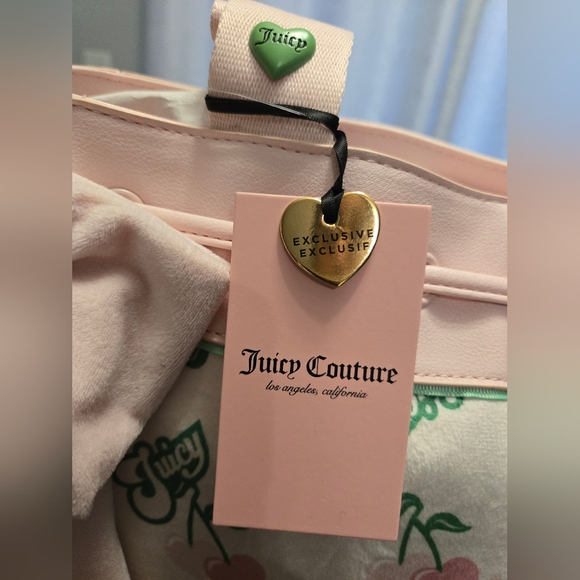 NWT JUICY Couture Retro Velour Daydreamer Cherry Tote In Pink And Cream. - Picture 6 of 13